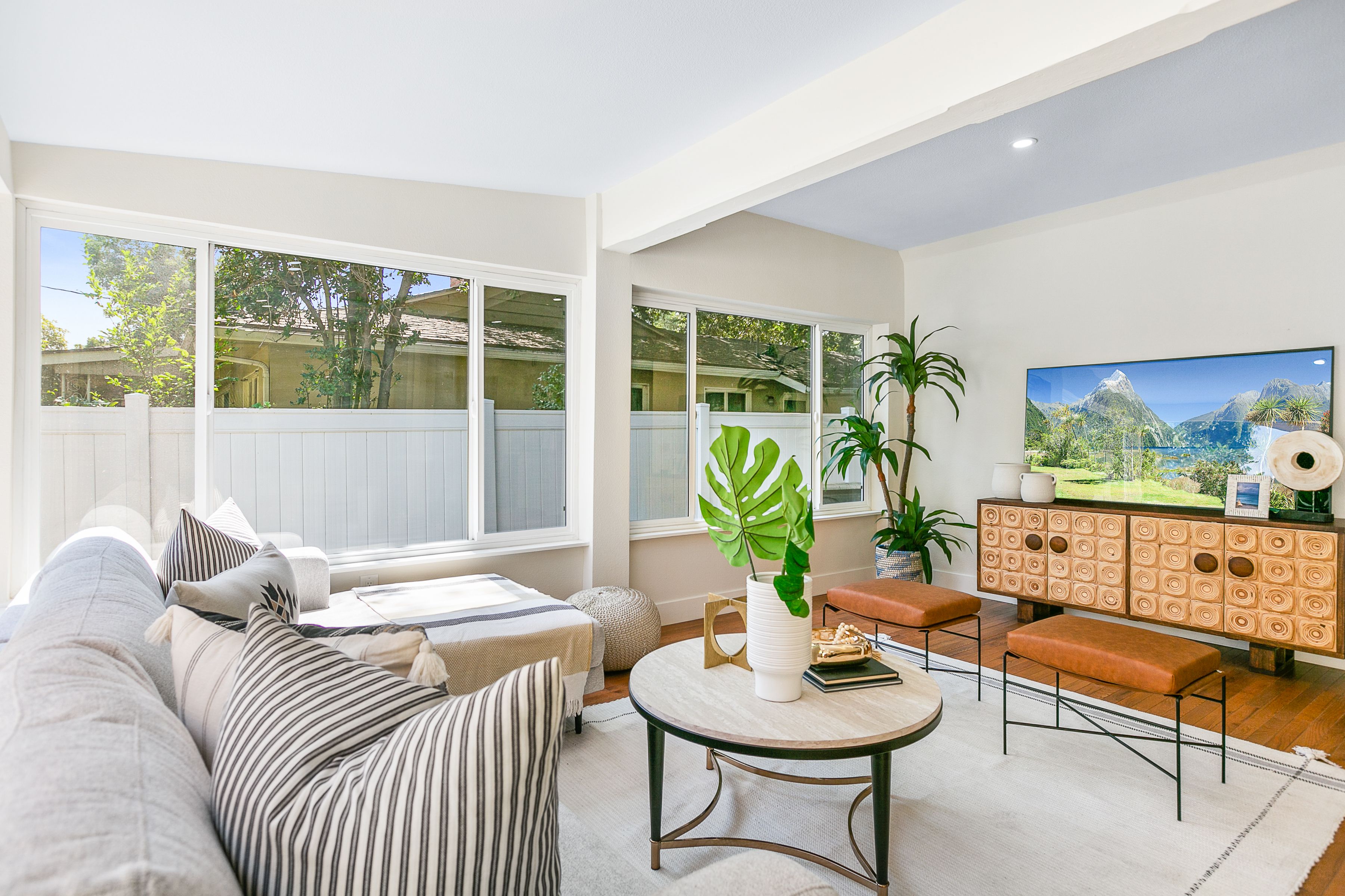 Staged family room - home staging, Los Angeles